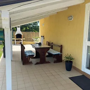https://holiday-home-rosa.in-istria.net